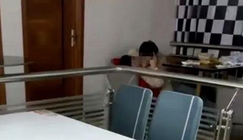 高校食堂吃瓜视频,揭秘校园美食背后的趣味故事