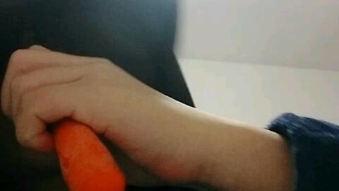 上班族吃瓜的视频,揭秘办公室里的“小确幸”时刻