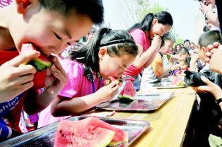 学生们的吃瓜大赛视频,欢乐瞬间，瓜王争霸