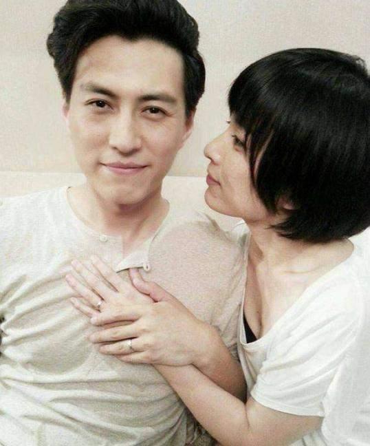 魏大勋妻子吃瓜视频,吃瓜视频引发网友热议